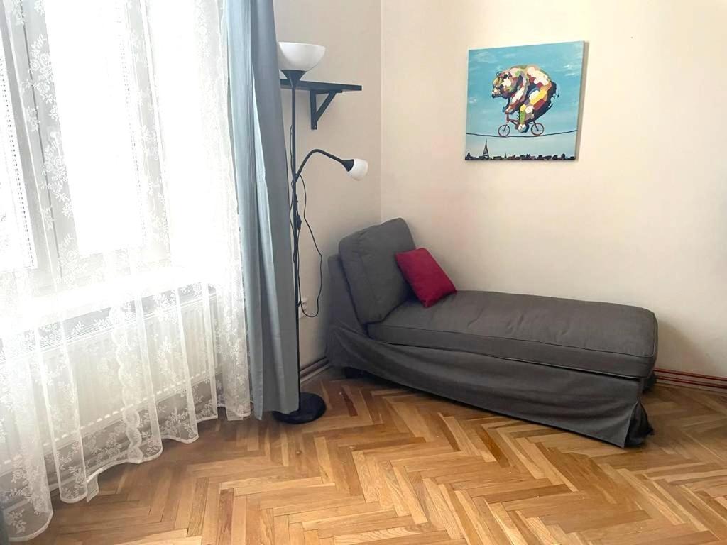 Апартаменти House - Old Town *